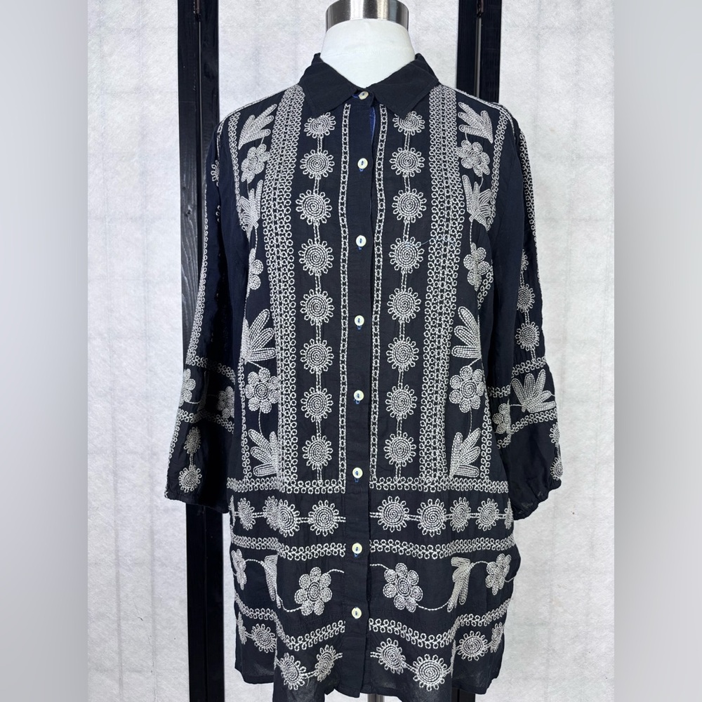 Johnny Was Black Shirt with White Embroidery L